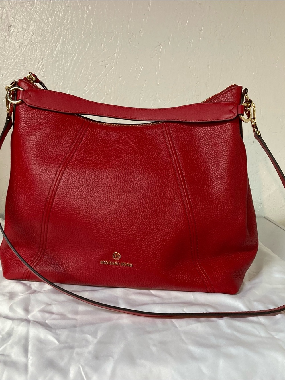 Michael Kors Sienna Red Pebbled Leather Hobo Shoulder Bag with Gold Hardware